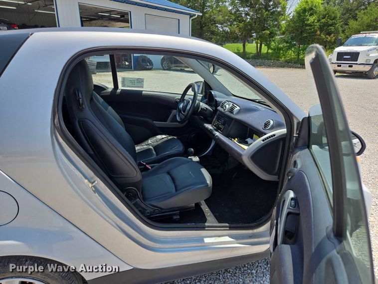 image for item ED2053 2015 Smart Fortwo 