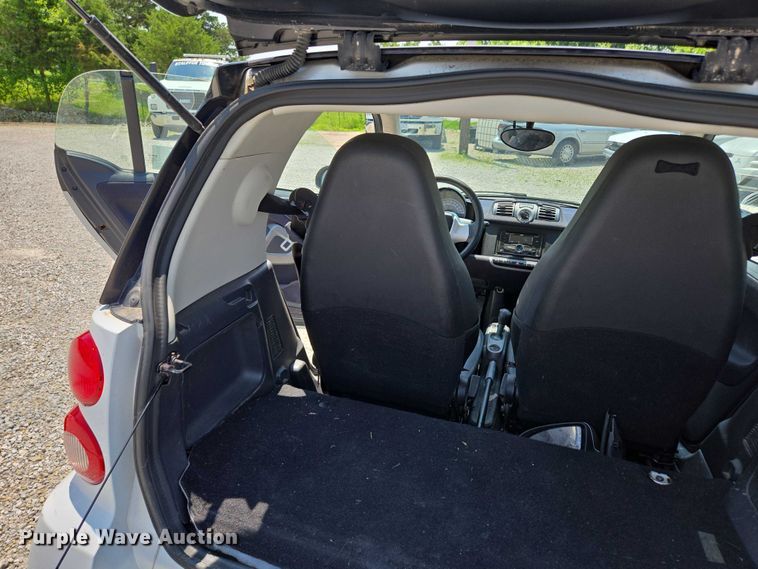 image for item ED2053 2015 Smart Fortwo 