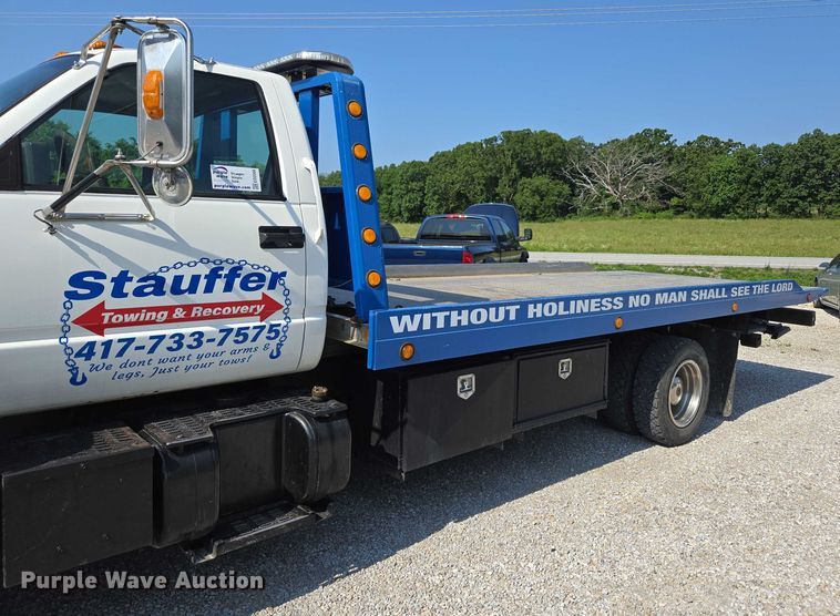 image for item ED2056 1995 GMC TopKick rollback truck