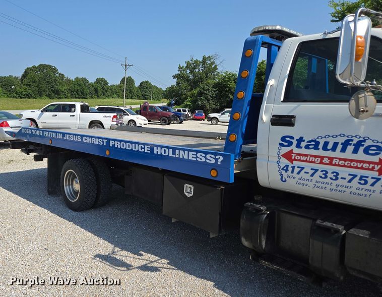 image for item ED2056 1995 GMC TopKick rollback truck