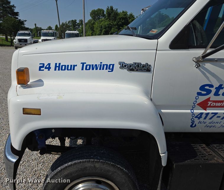 image for item ED2056 1995 GMC TopKick rollback truck