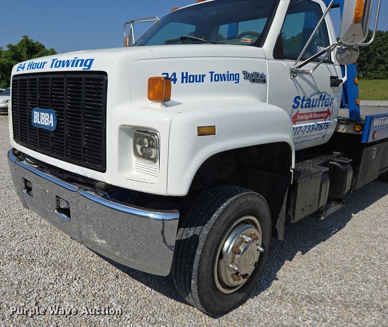 image for item ED2056 1995 GMC TopKick rollback truck