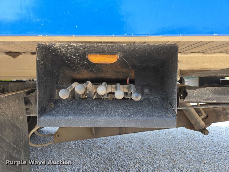 image for item ED2056 1995 GMC TopKick rollback truck