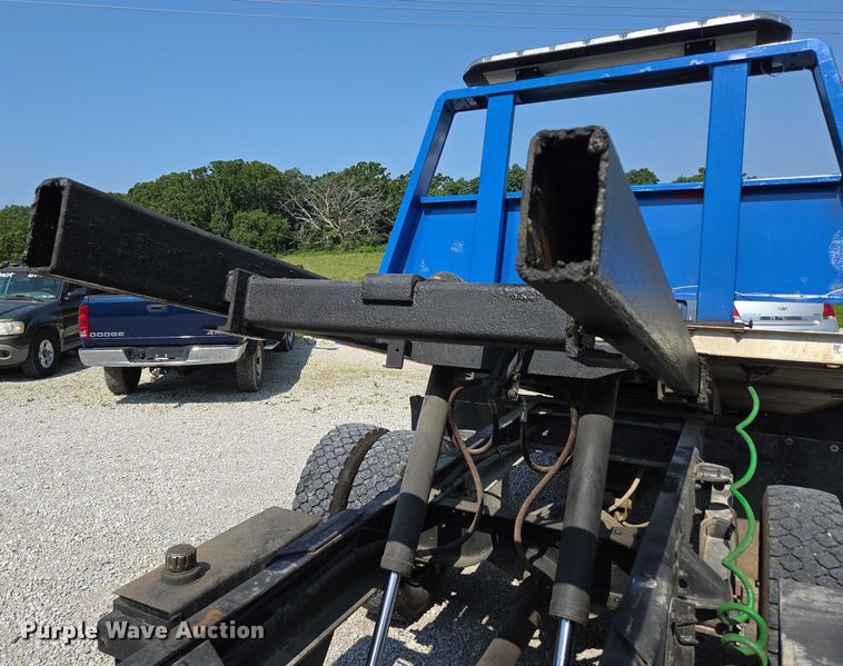 image for item ED2056 1995 GMC TopKick rollback truck