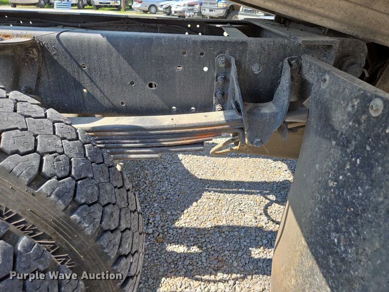 image for item ED2056 1995 GMC TopKick rollback truck