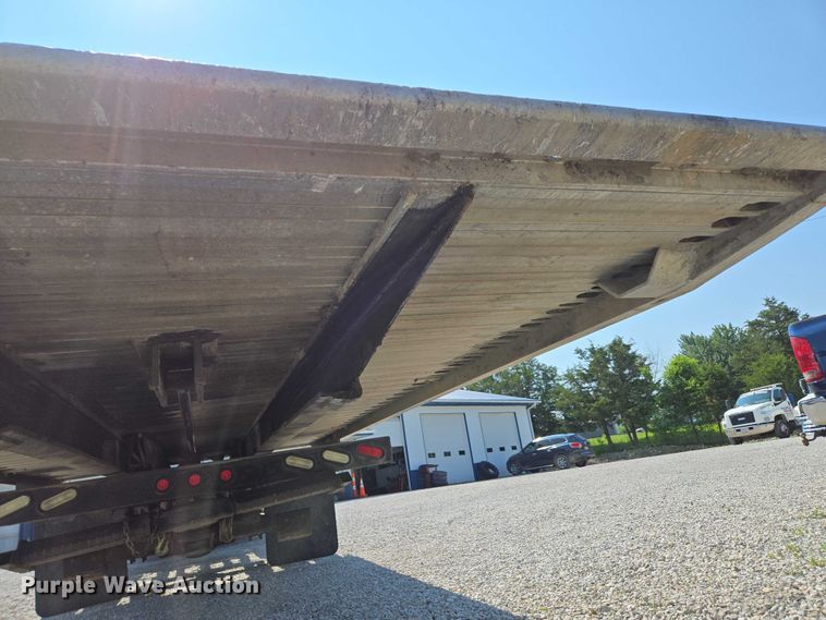 image for item ED2056 1995 GMC TopKick rollback truck