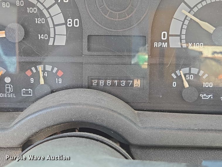 image for item ED2056 1995 GMC TopKick rollback truck