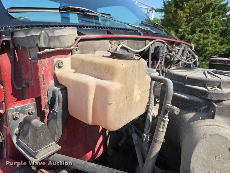 image for item ED2056 1995 GMC TopKick rollback truck