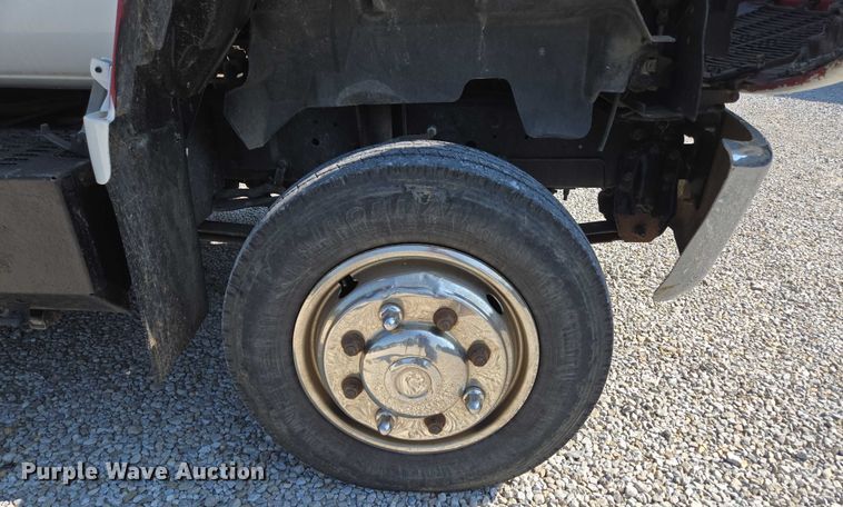 image for item ED2056 1995 GMC TopKick rollback truck