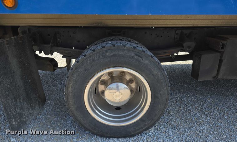 image for item ED2056 1995 GMC TopKick rollback truck