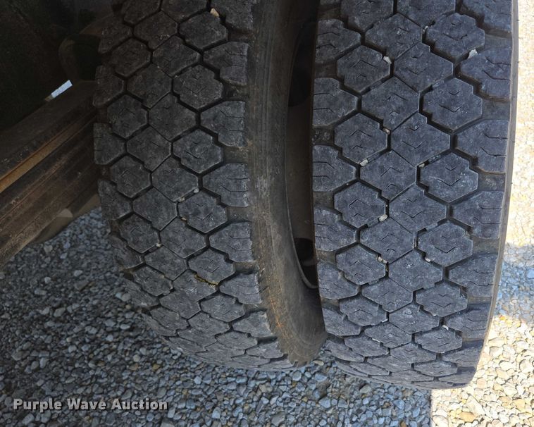 image for item ED2056 1995 GMC TopKick rollback truck