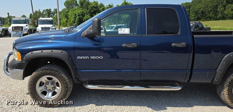 image for item ED2058 2003 Dodge Ram 1500 Quad Cab pickup truck