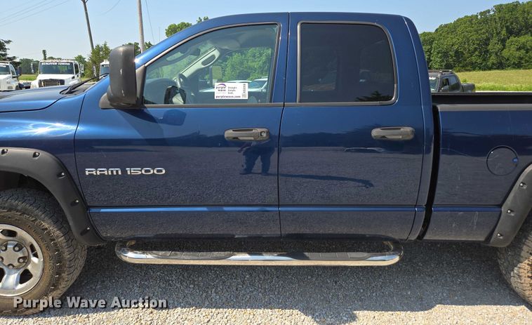 image for item ED2058 2003 Dodge Ram 1500 Quad Cab pickup truck