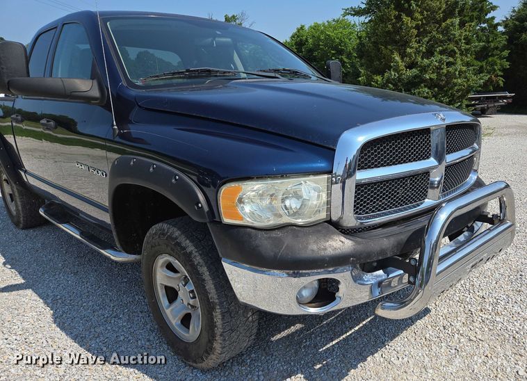 image for item ED2058 2003 Dodge Ram 1500 Quad Cab pickup truck
