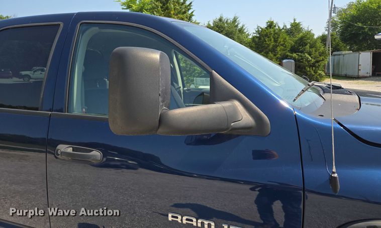 image for item ED2058 2003 Dodge Ram 1500 Quad Cab pickup truck