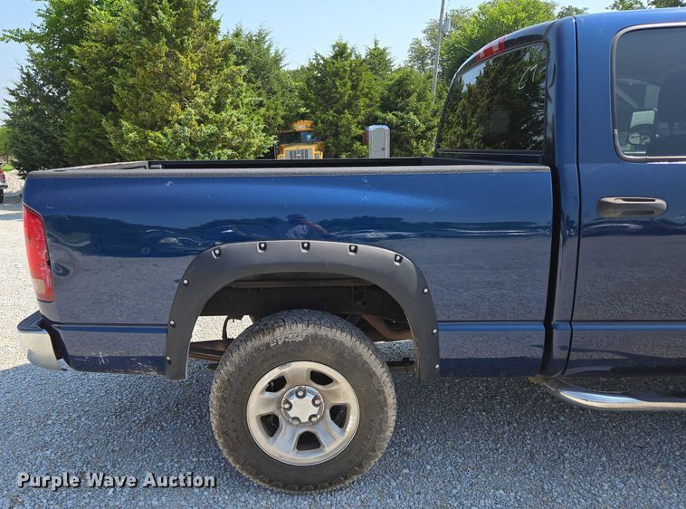 image for item ED2058 2003 Dodge Ram 1500 Quad Cab pickup truck