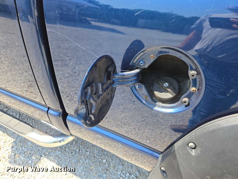 image for item ED2058 2003 Dodge Ram 1500 Quad Cab pickup truck