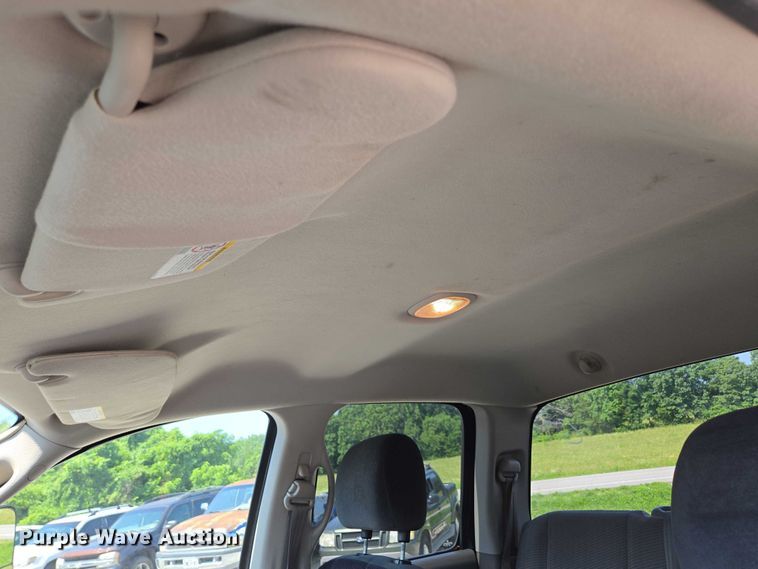 image for item ED2058 2003 Dodge Ram 1500 Quad Cab pickup truck