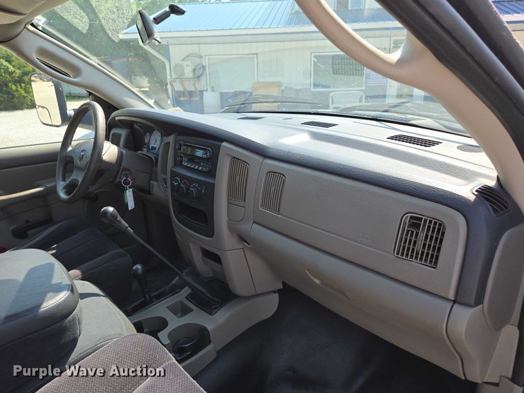 image for item ED2058 2003 Dodge Ram 1500 Quad Cab pickup truck