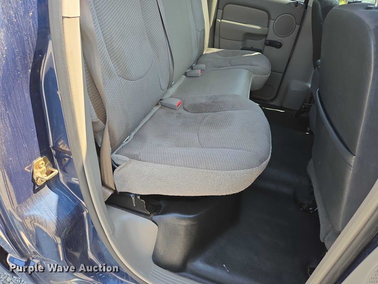 image for item ED2058 2003 Dodge Ram 1500 Quad Cab pickup truck