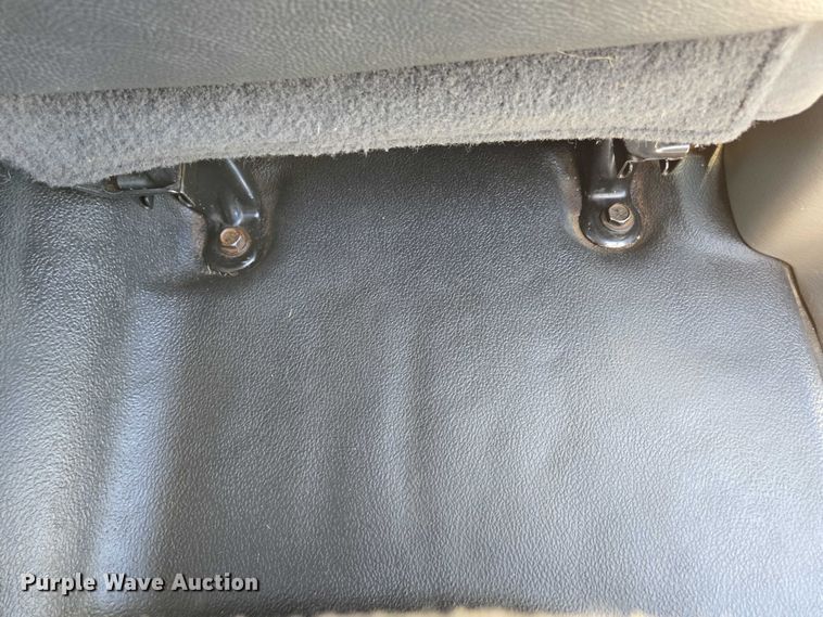 image for item ED2058 2003 Dodge Ram 1500 Quad Cab pickup truck