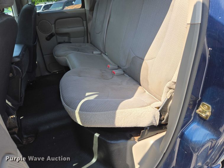 image for item ED2058 2003 Dodge Ram 1500 Quad Cab pickup truck