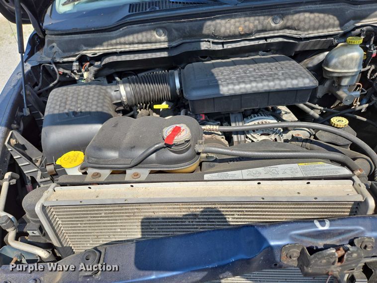 image for item ED2058 2003 Dodge Ram 1500 Quad Cab pickup truck