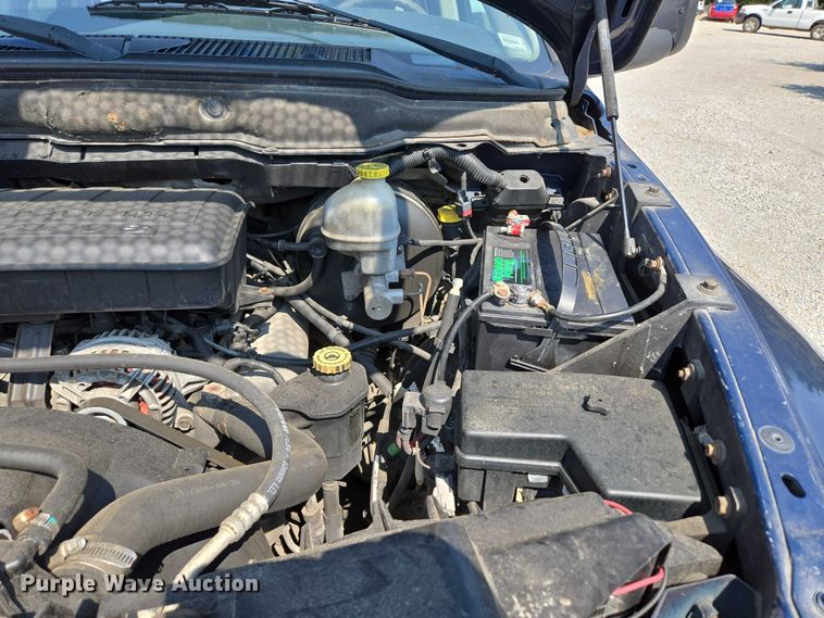 image for item ED2058 2003 Dodge Ram 1500 Quad Cab pickup truck