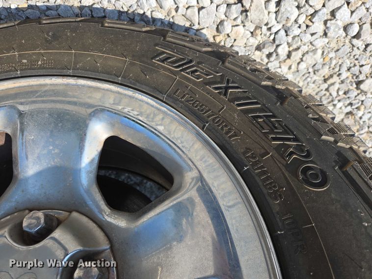 image for item ED2058 2003 Dodge Ram 1500 Quad Cab pickup truck