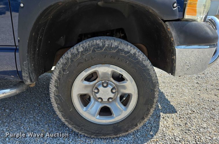 image for item ED2058 2003 Dodge Ram 1500 Quad Cab pickup truck