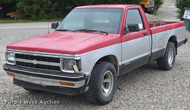 image for item ED2059 1991 Chevrolet S10 pickup truck