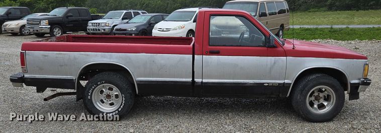 image for item ED2059 1991 Chevrolet S10 pickup truck