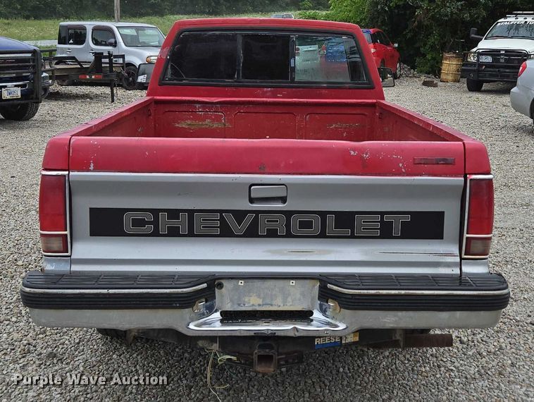 image for item ED2059 1991 Chevrolet S10 pickup truck