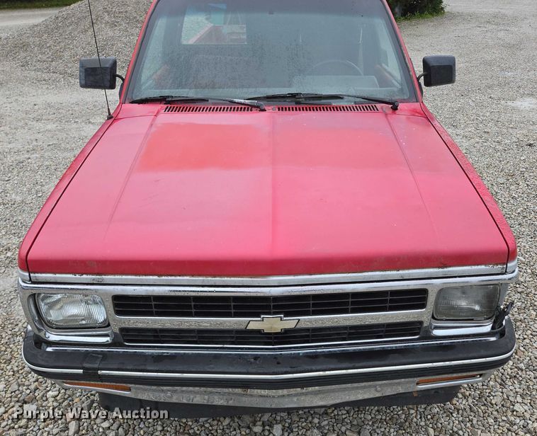 image for item ED2059 1991 Chevrolet S10 pickup truck