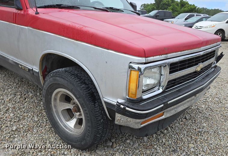 image for item ED2059 1991 Chevrolet S10 pickup truck