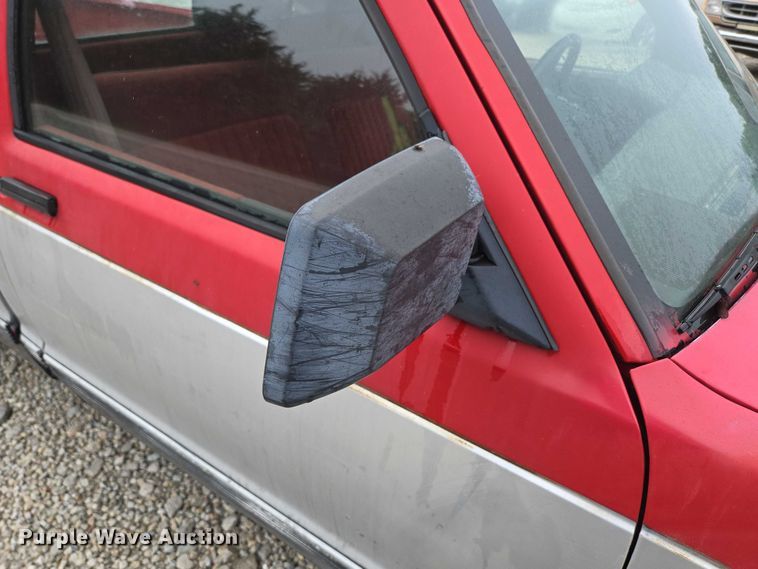 image for item ED2059 1991 Chevrolet S10 pickup truck