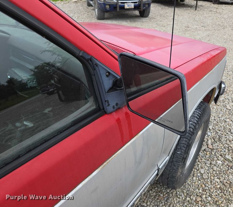 image for item ED2059 1991 Chevrolet S10 pickup truck