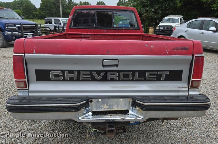 image for item ED2059 1991 Chevrolet S10 pickup truck
