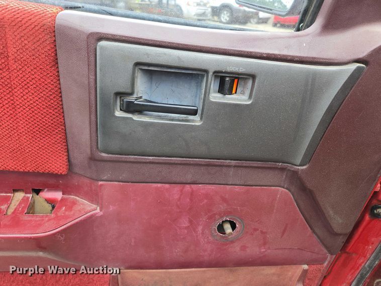 image for item ED2059 1991 Chevrolet S10 pickup truck