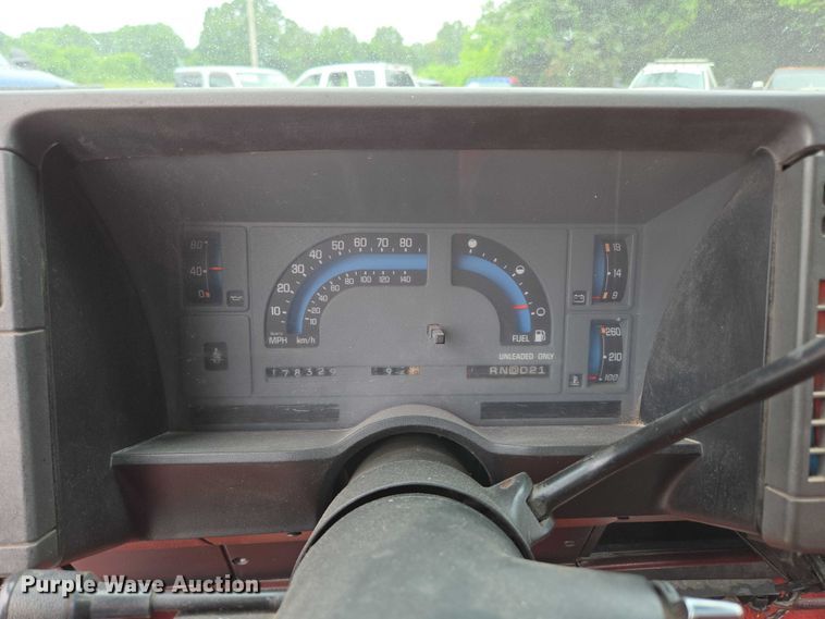 image for item ED2059 1991 Chevrolet S10 pickup truck