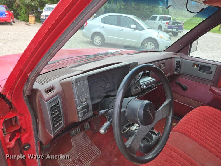 image for item ED2059 1991 Chevrolet S10 pickup truck