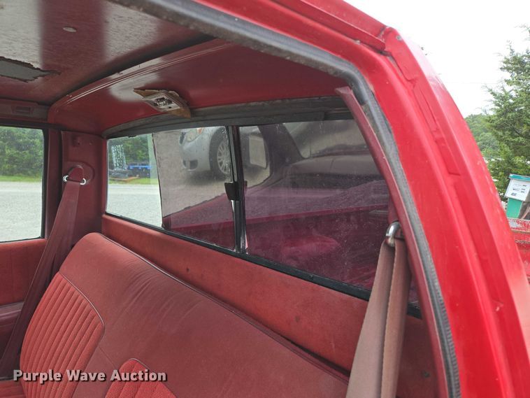 image for item ED2059 1991 Chevrolet S10 pickup truck