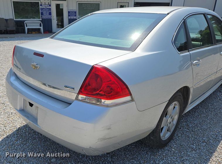 image for item ED2060 2010 Chevrolet Impala LTZ 