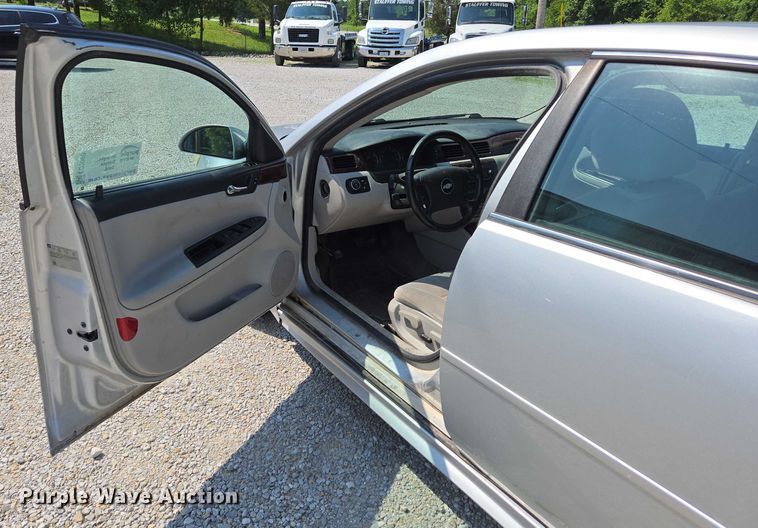 image for item ED2060 2010 Chevrolet Impala LTZ 