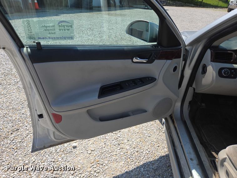 image for item ED2060 2010 Chevrolet Impala LTZ 