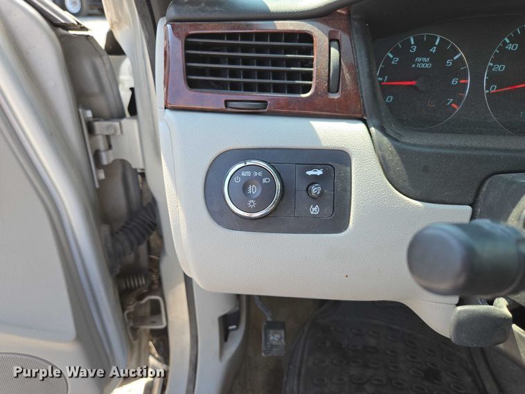 image for item ED2060 2010 Chevrolet Impala LTZ 