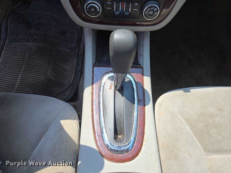 image for item ED2060 2010 Chevrolet Impala LTZ 