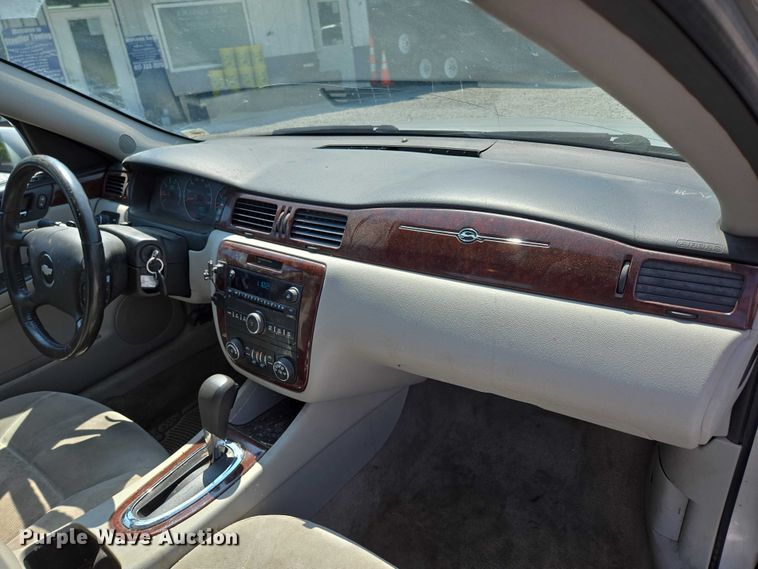 image for item ED2060 2010 Chevrolet Impala LTZ 