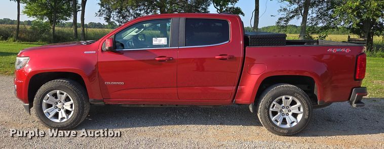 image for item ED2063 2016 Chevrolet Colorado Crew Cab pickup truck