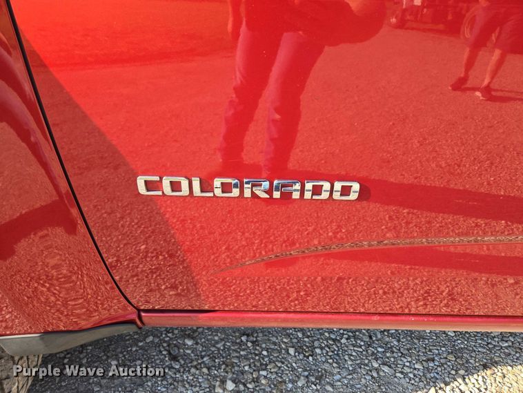 image for item ED2063 2016 Chevrolet Colorado Crew Cab pickup truck